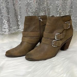 DV by DOLCE VITA | Colten Bootie | Brown | 8